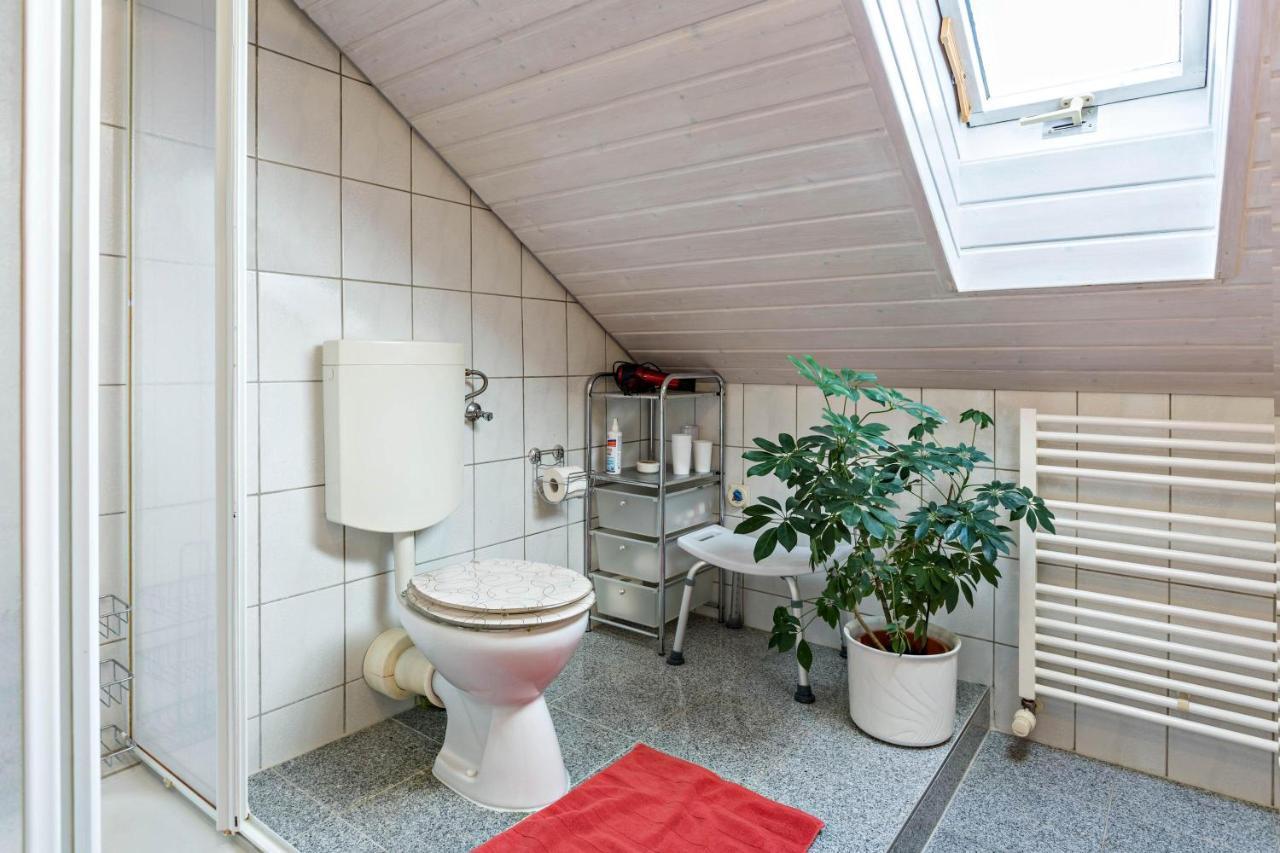 Apartamento Haus am Mühlenbach Hilzingen Exterior foto